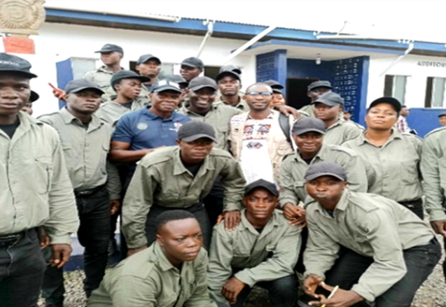 In the Photo below, is the Executive Director of LAPS (Mr. Seidu Swaray with glasses on) posed in a photograph with a cross section of the Police Class.